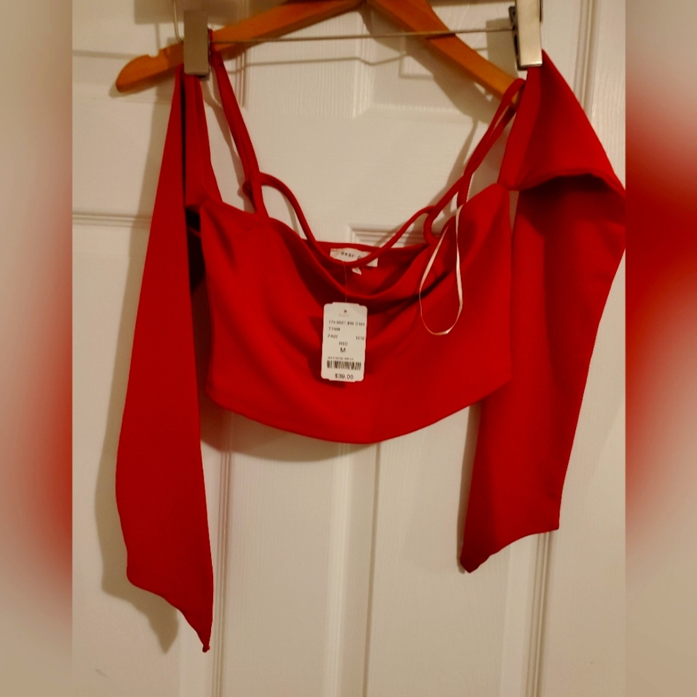 Crop Top red color Size medium